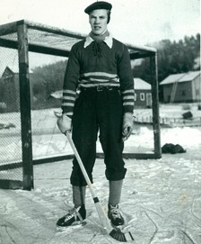 Jaakko_Loven_bandy_1948