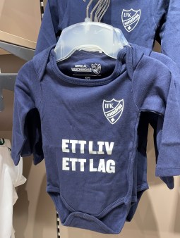 CD181C43-724E-4B24-9AAD-B33D59A5556F